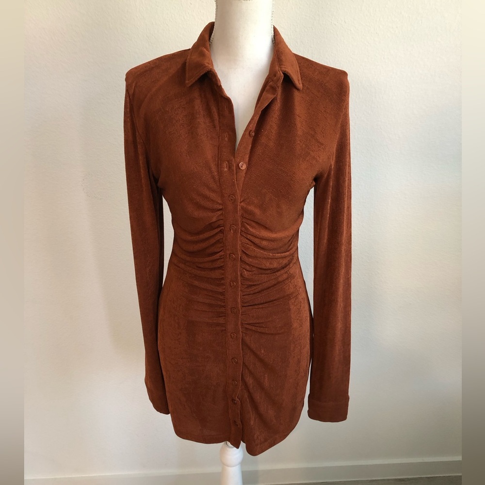 With Jean Women's Rust Button-Front Ruched Shirt Dress